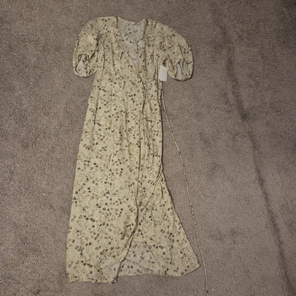 Madewell Dresses & Skirts - Madewell Short Sleeve Maxi Dress